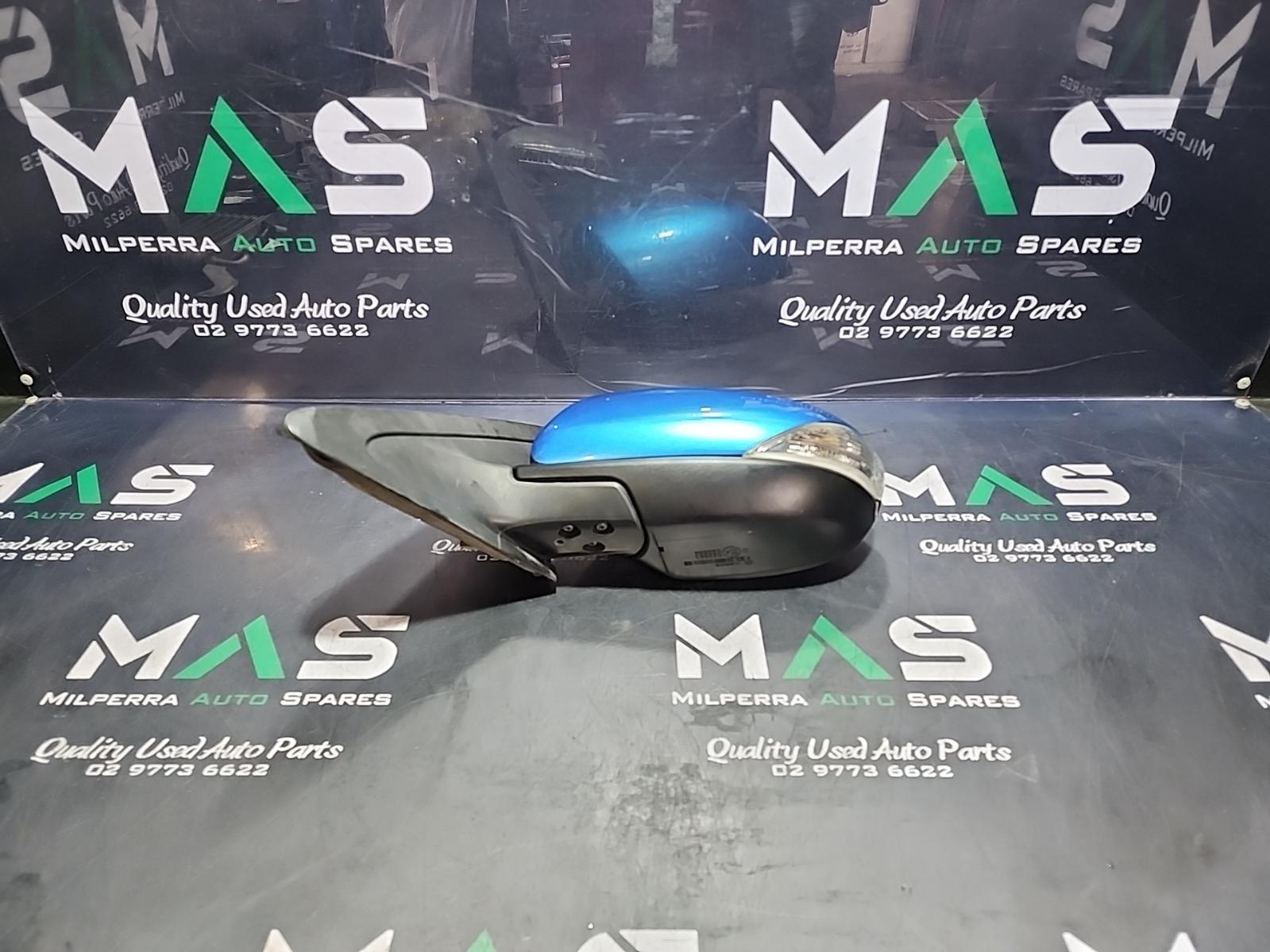 View Auto part Left Door Mirror Mazda 3 2009
