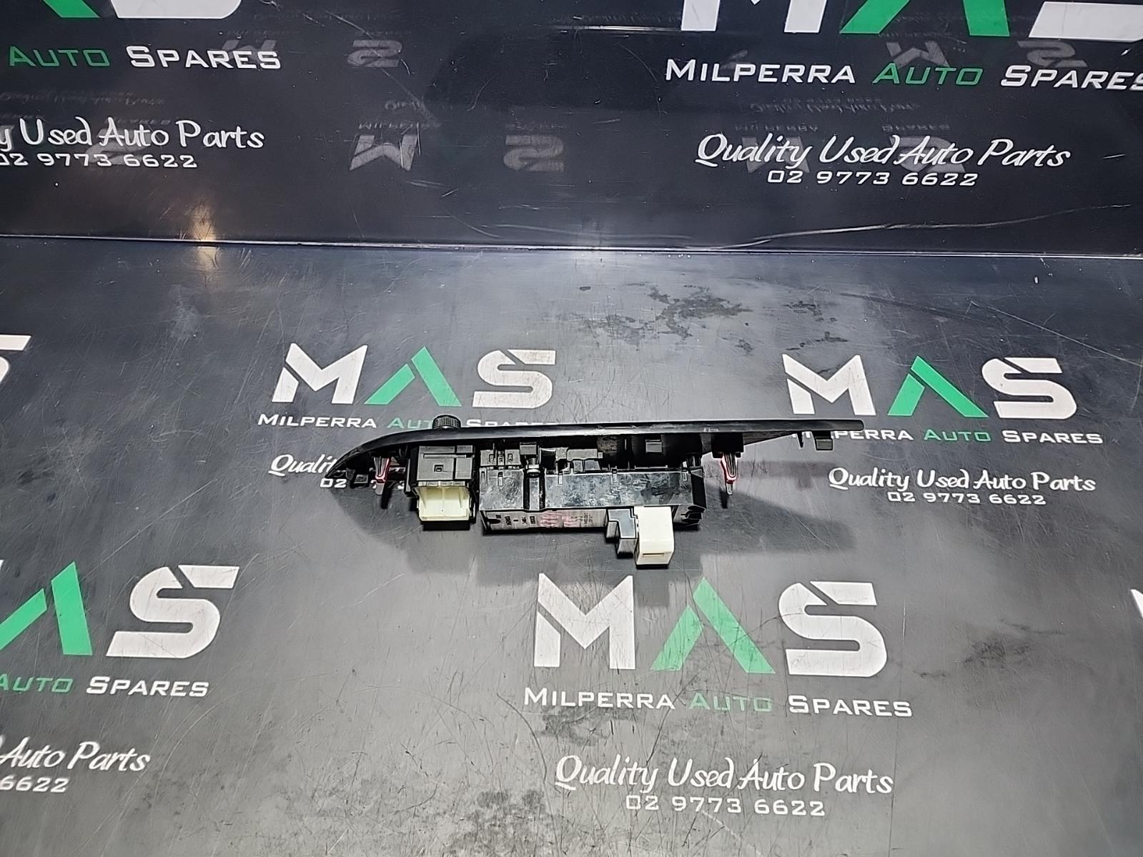 View Auto part Pwr Dr Wind Switch Toyota Hilux 2018