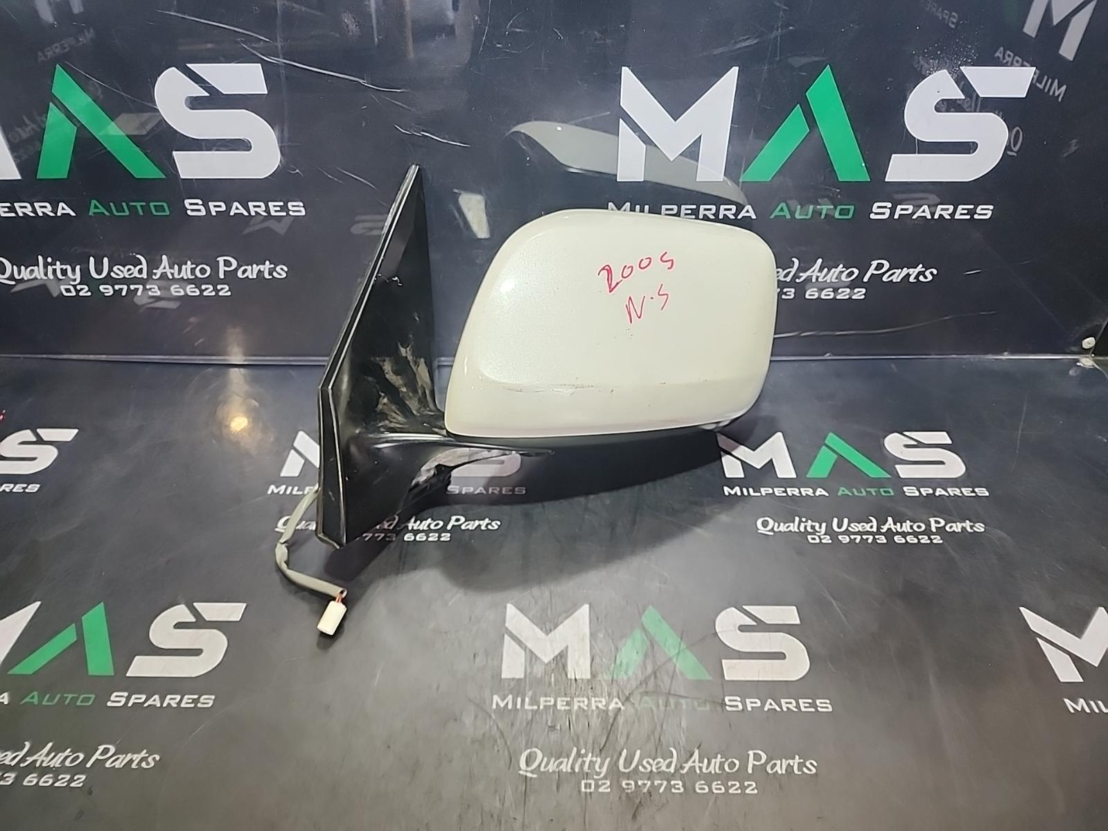 2010 Toyota Landcruiser Left Door Mirror View Auto part Left Door Mirror Toyota Landcruiser 2010