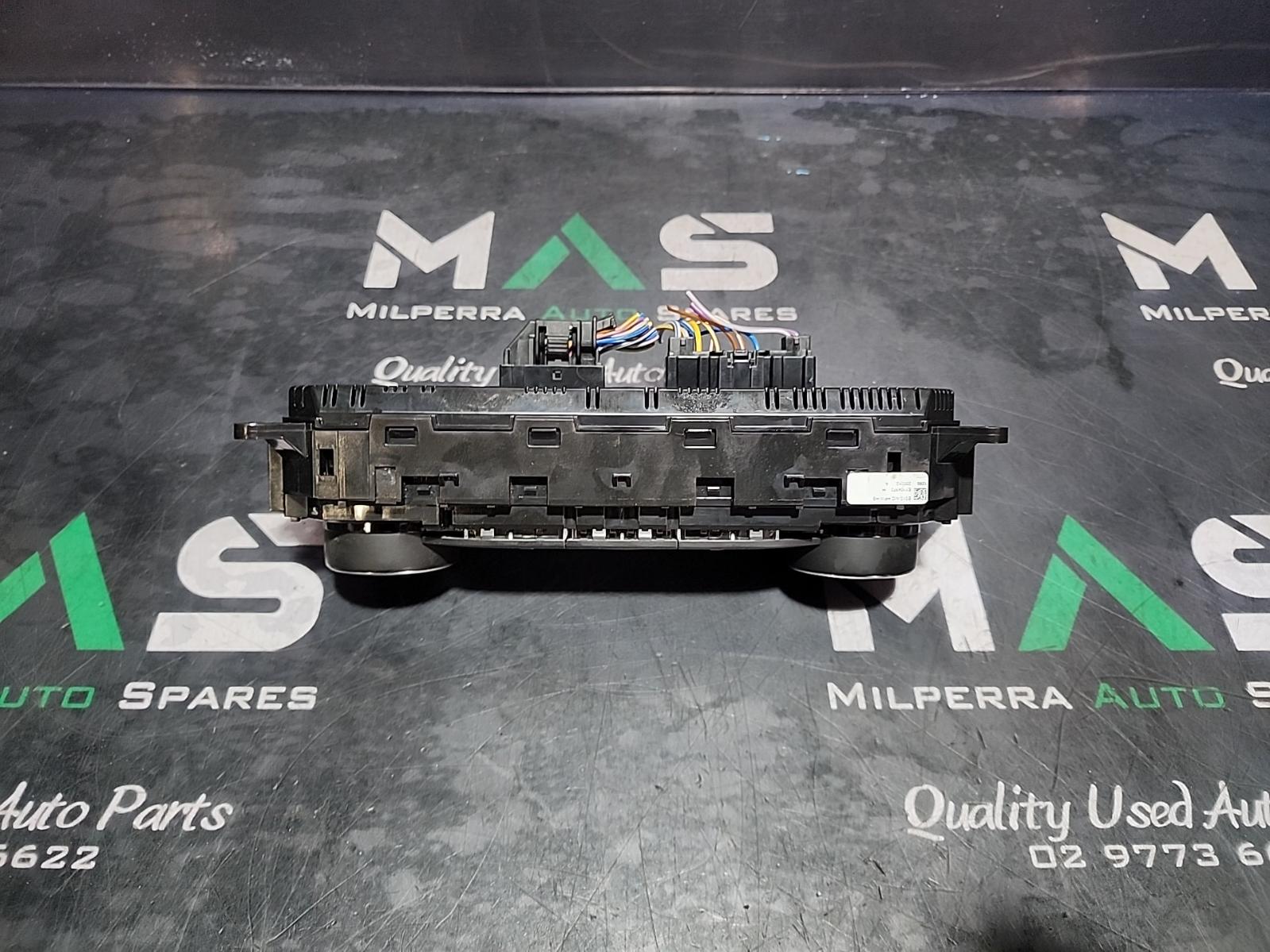 View Auto part Heater/Ac Controls Ford Transit 2020