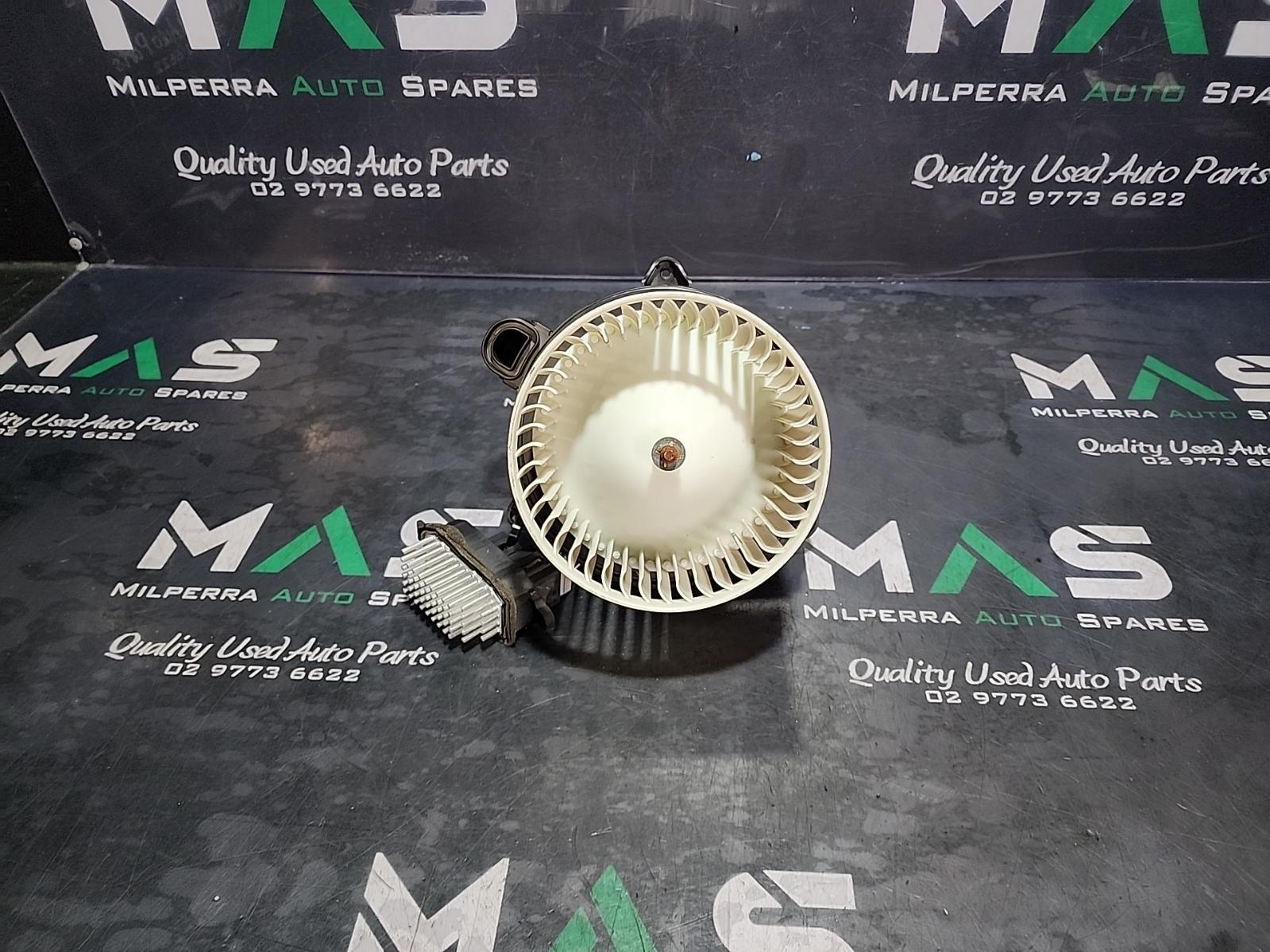 View Auto part Heater Fan Motor Ford Transit 2020