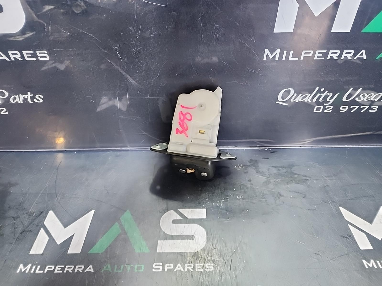 View Auto part Door/Boot/Gate Lock Nissan Murano 2012