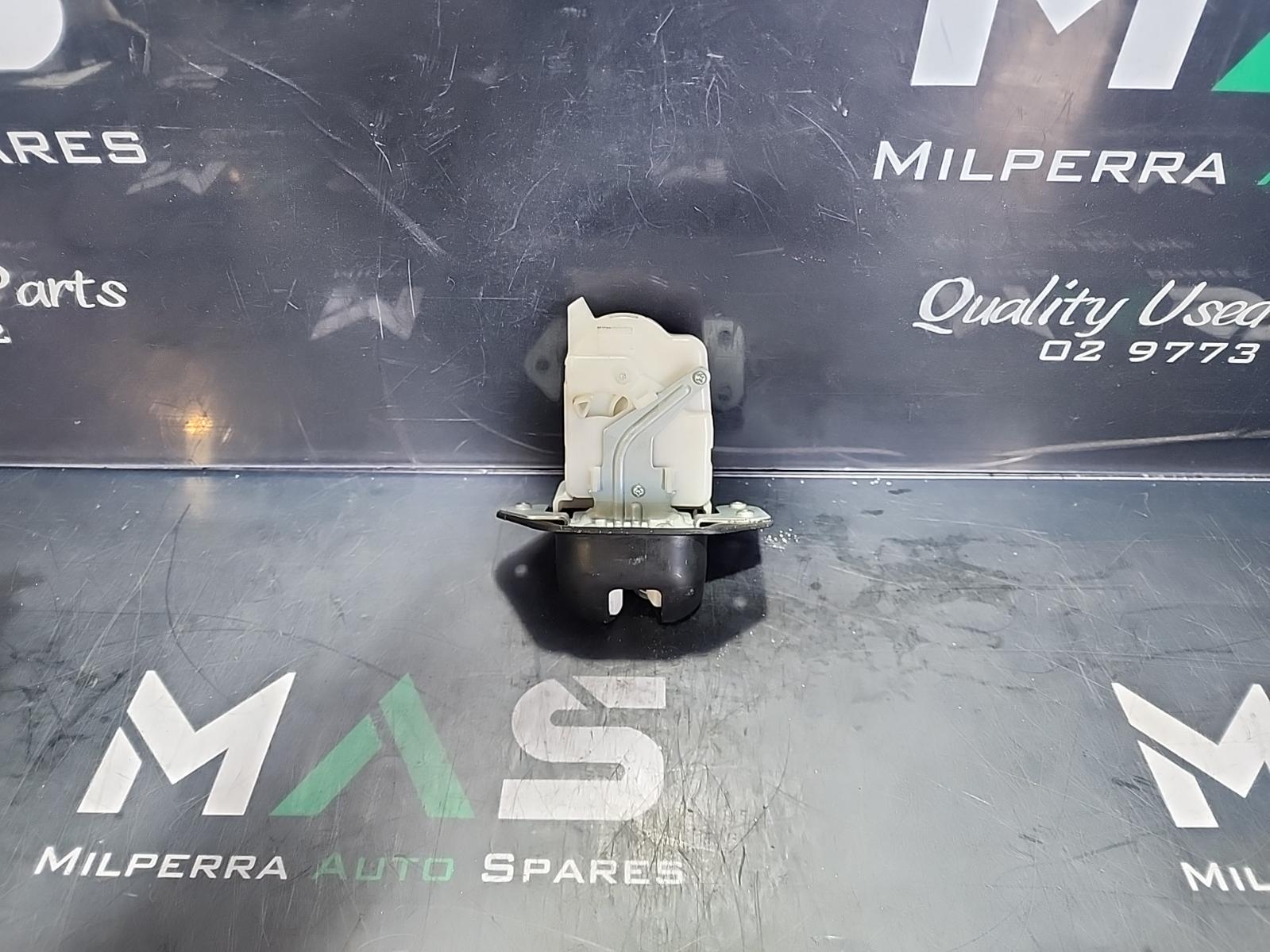 View Auto part Door/Boot/Gate Lock Nissan Murano 2012