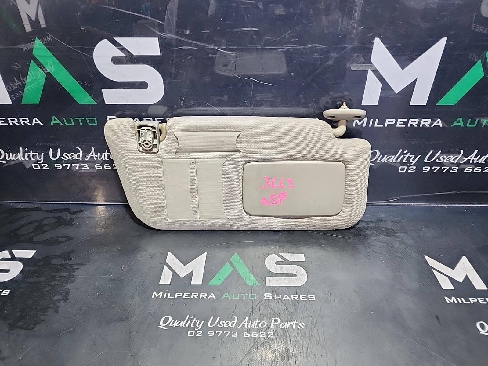 View Auto part Sunvisor Subaru Forester 2005