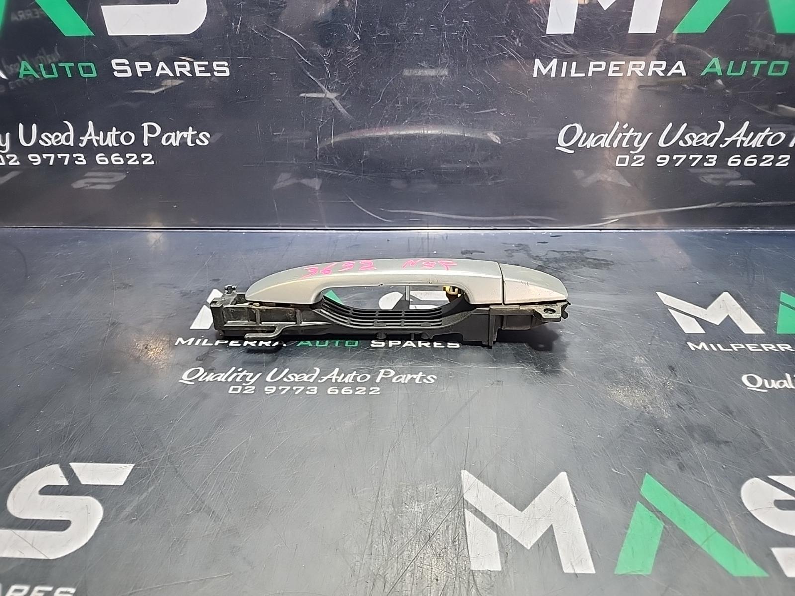 View Auto part Door Handle Subaru Forester 2009