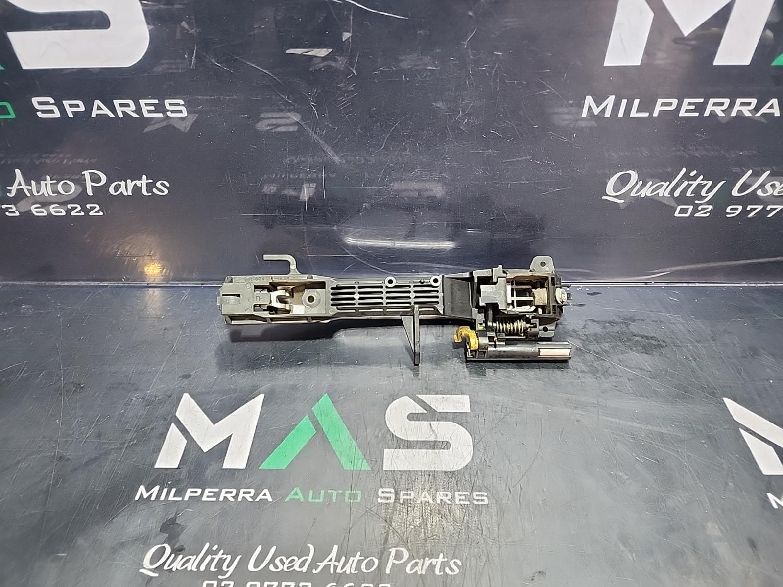 View Auto part Door Handle Subaru Forester 2009