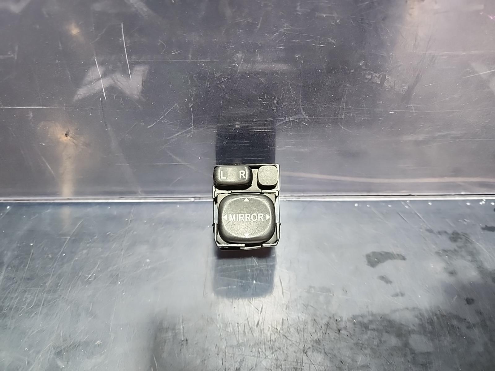 View Auto part Misc Switch/Relay Subaru Forester 2009