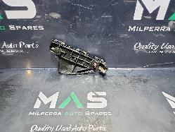 View Auto part Misc Bracket Toyota Hilux 2016