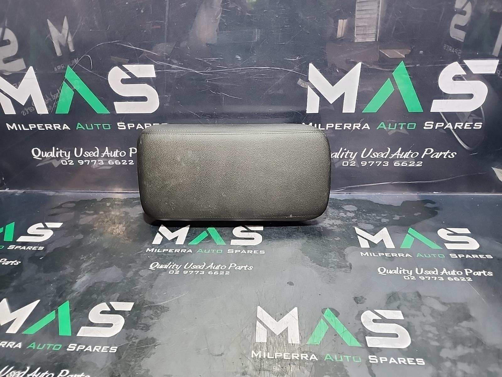 View Auto part Console Mitsubishi Asx 2024
