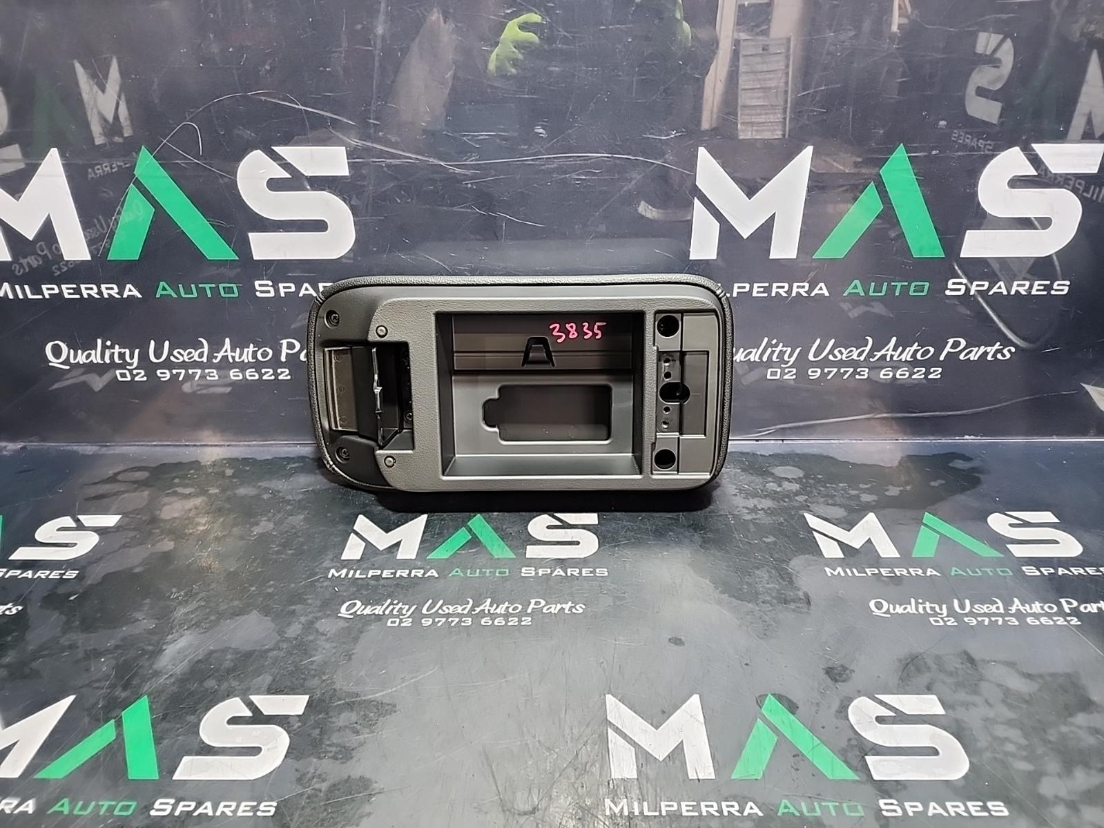 View Auto part Console Mitsubishi Asx 2024