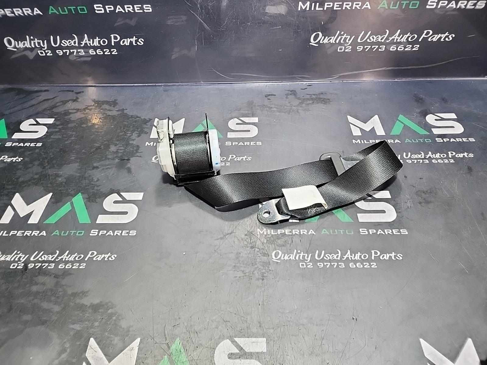 View Auto part Seatbelt/Stalk Toyota Corolla 2013