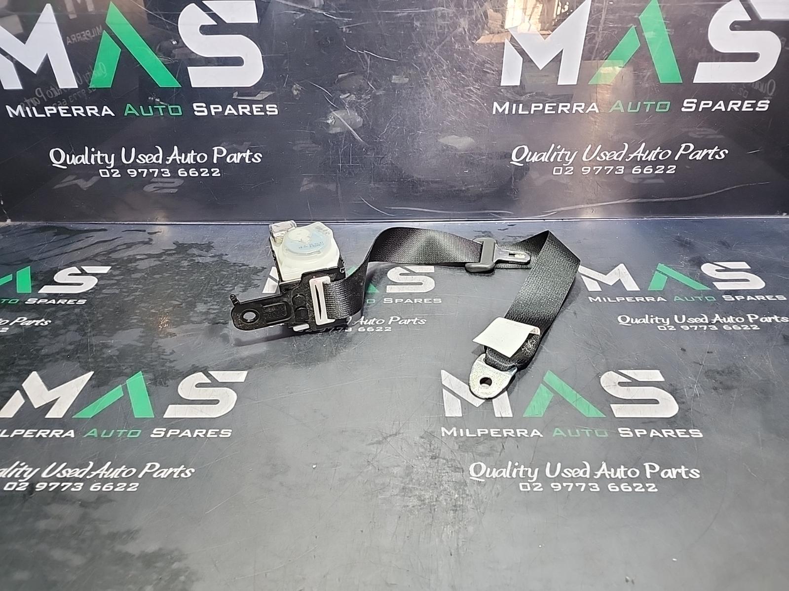 View Auto part Seatbelt/Stalk Toyota Corolla 2013