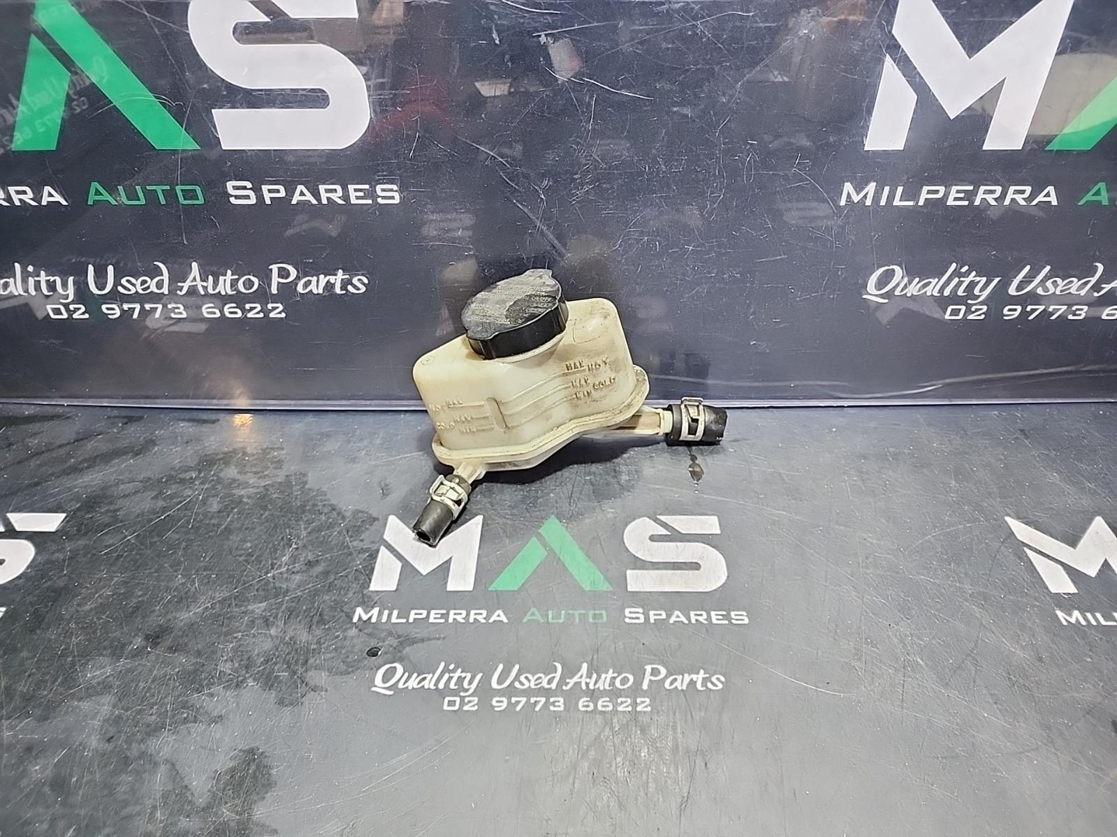 2012 Nissan Murano P/S Reservoir View Auto part P/S Reservoir Nissan Murano 2012