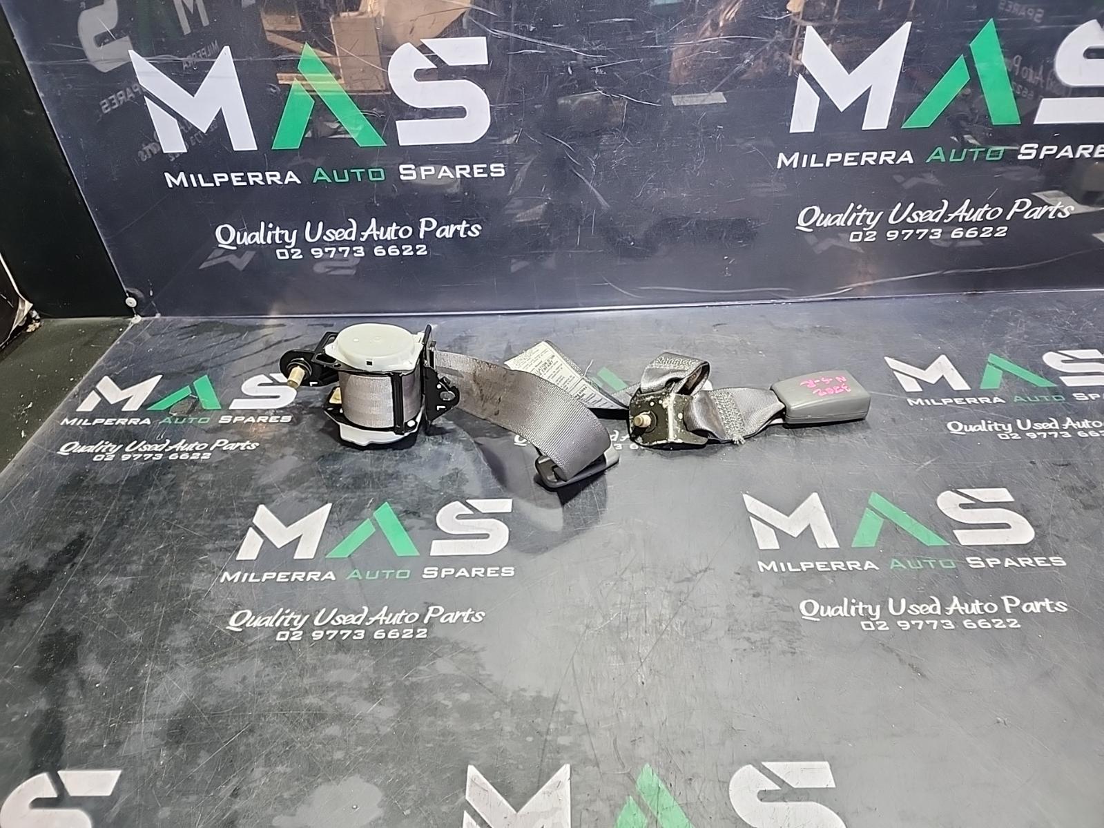 View Auto part Seatbelt/Stalk Honda Civic 2004