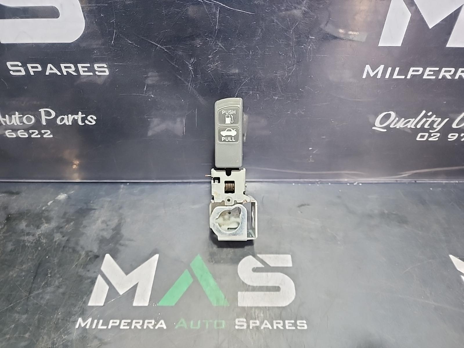 View Auto part Misc Honda Civic 2004
