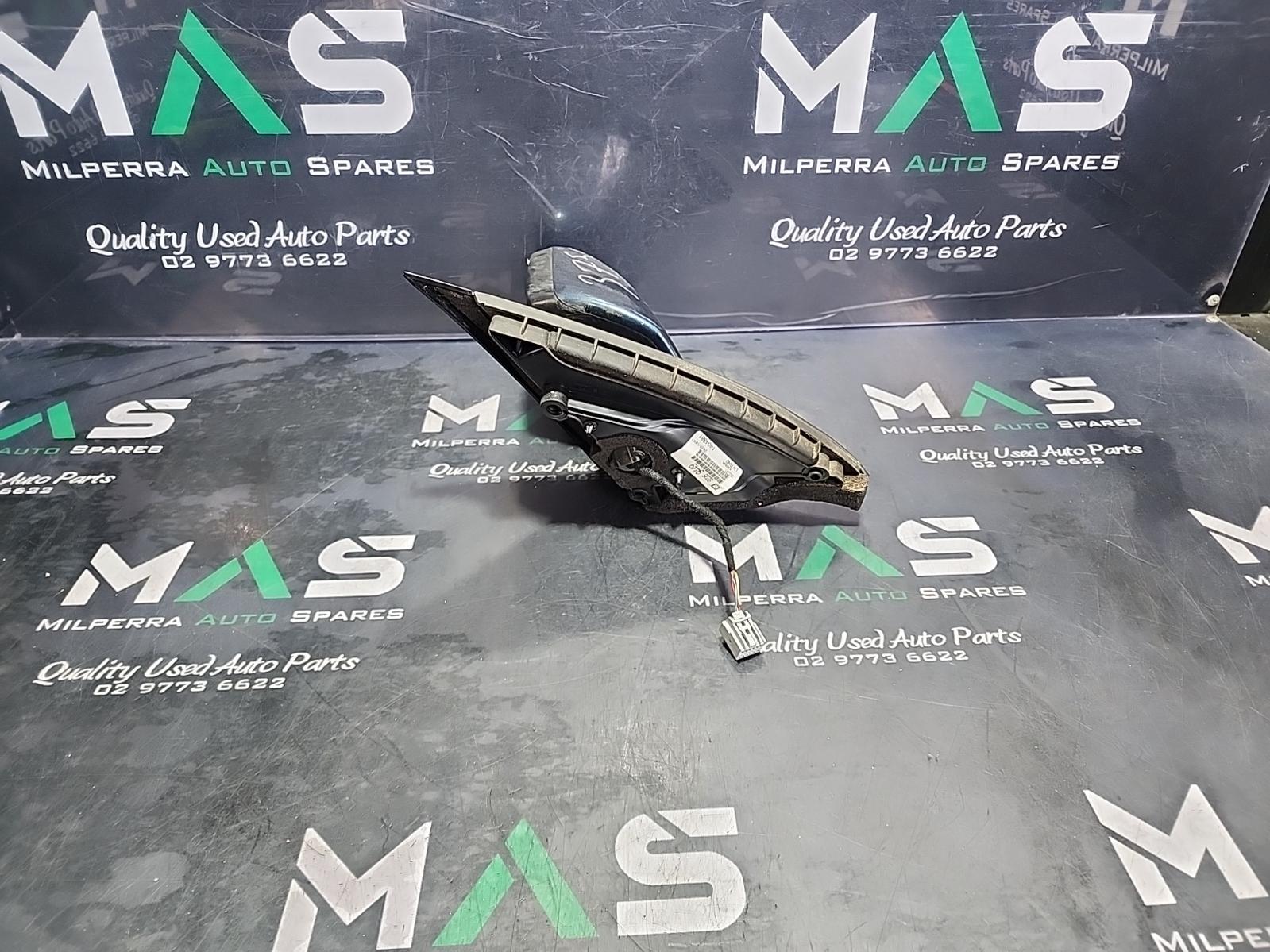 View Auto part Left Door Mirror Holden Commodore 2014