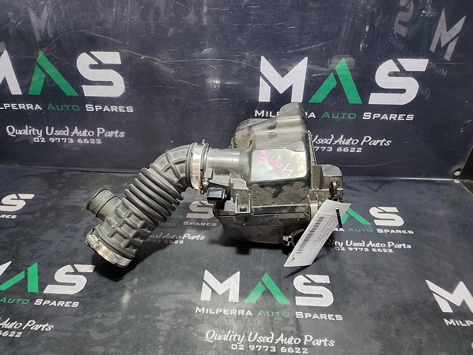 2015 Nissan Pulsar Air Cleaner/Box View Auto part Air Cleaner/Box Nissan Pulsar 2015
