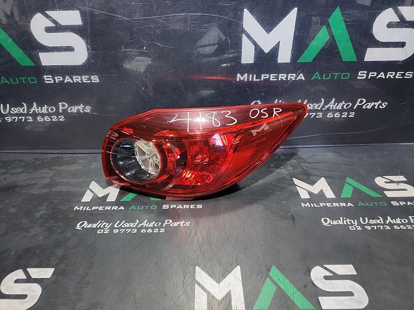 View Auto part Right Taillight Mazda 3 2015