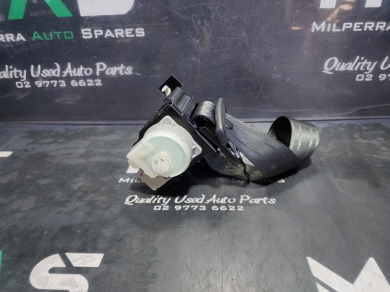 View Auto part Seatbelt/Stalk Mazda 3 2015
