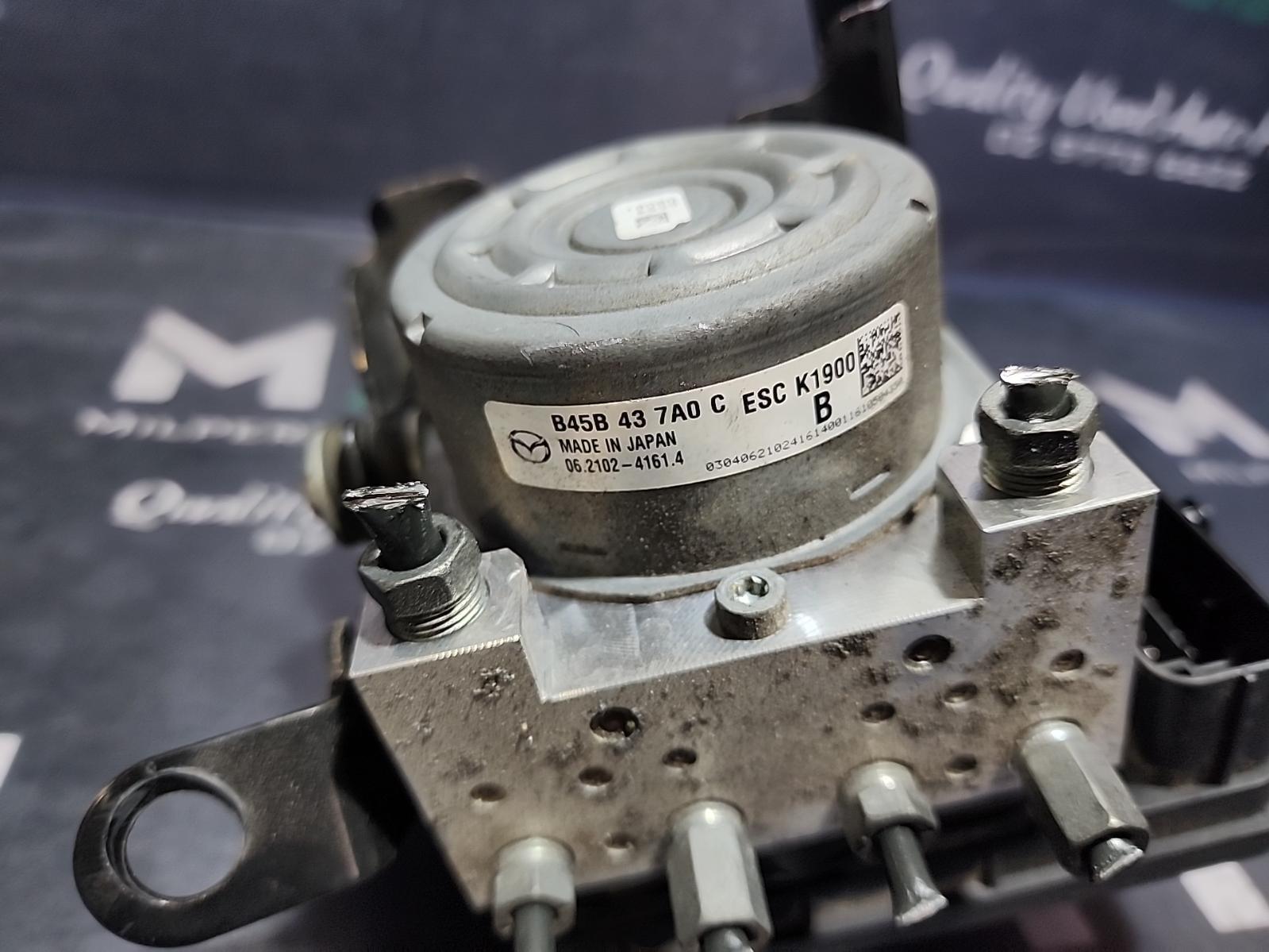2015 Mazda 3 Abs Pump/Modulator View Auto part Abs Pump/Modulator Mazda 3 2015