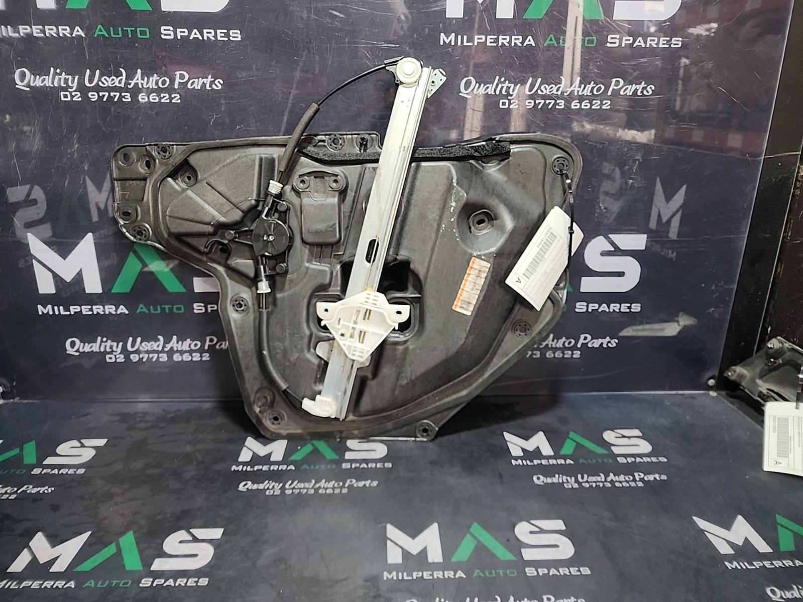2015 Mazda 3 Left Front Window Reg/Motor View Auto part Left Front Window Reg/Motor Mazda 3 2015