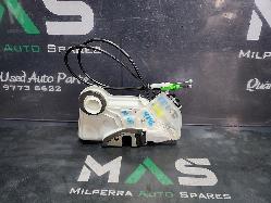 View Auto part Door/Boot/Gate Lock Toyota Corolla 2019