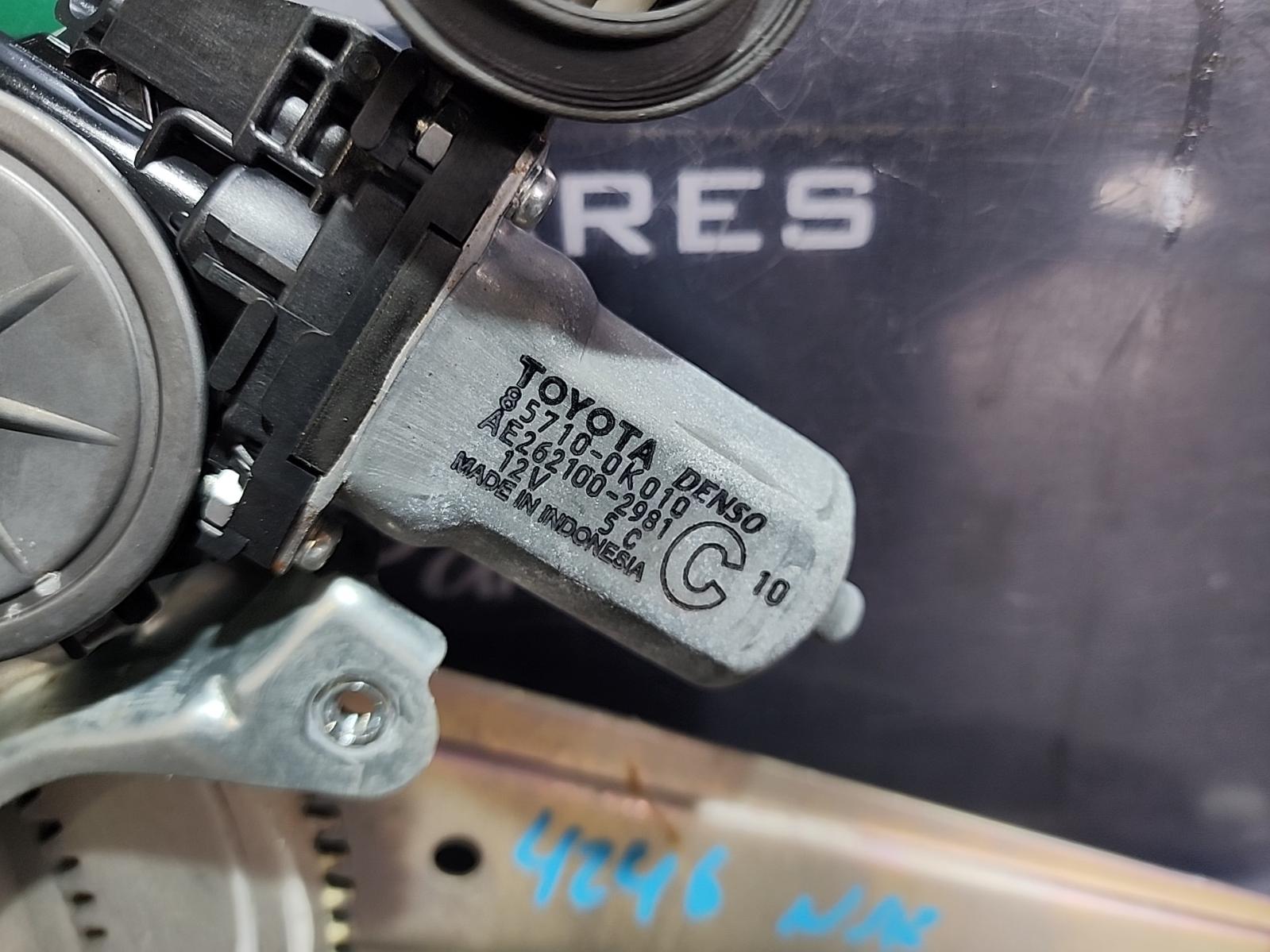 View Auto part Left Rear Wnd Reg/Motor Toyota Corolla 2019