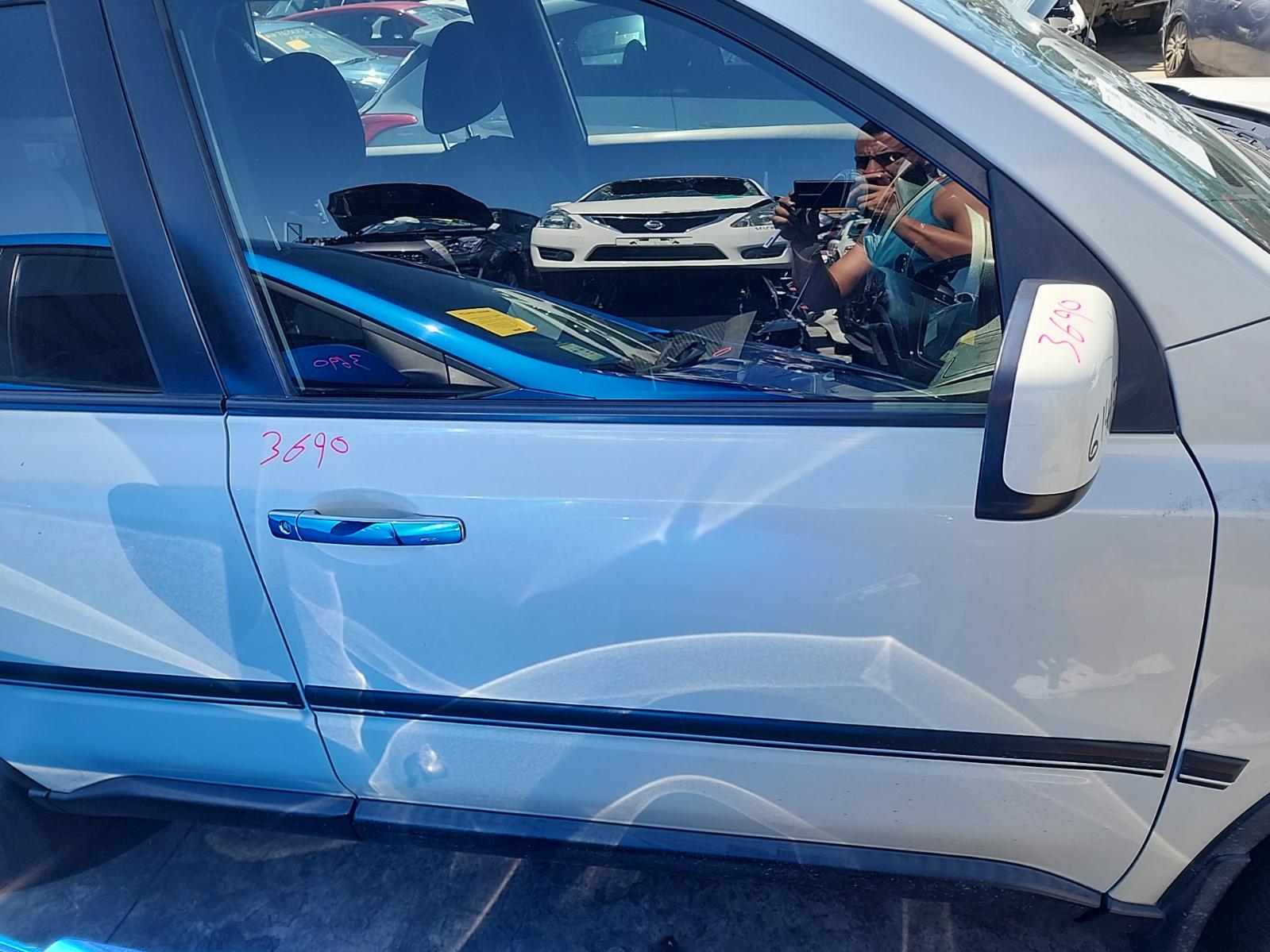 Fuel Door / Filler Xtrail Nissan 2013