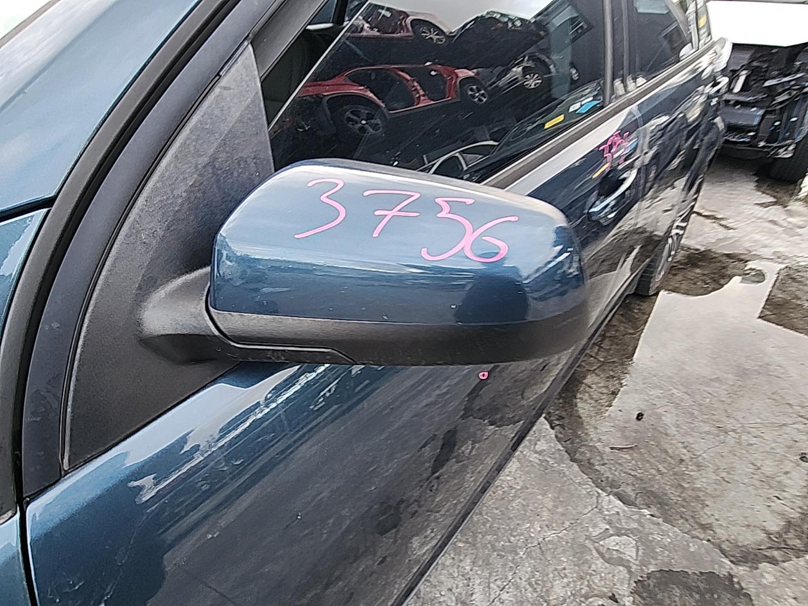 2014 Holden Commodore Left Front Strut View Auto part Left Front Strut Holden Commodore 2014