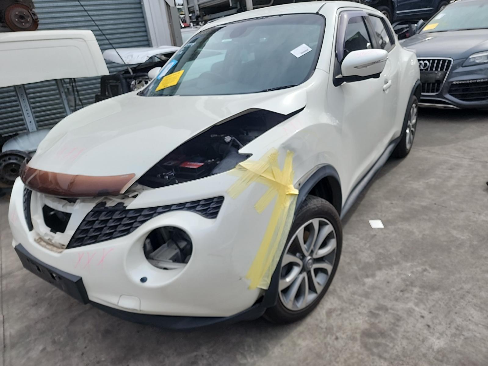 View Auto part Fuel Door / Filler Nissan Juke 2016