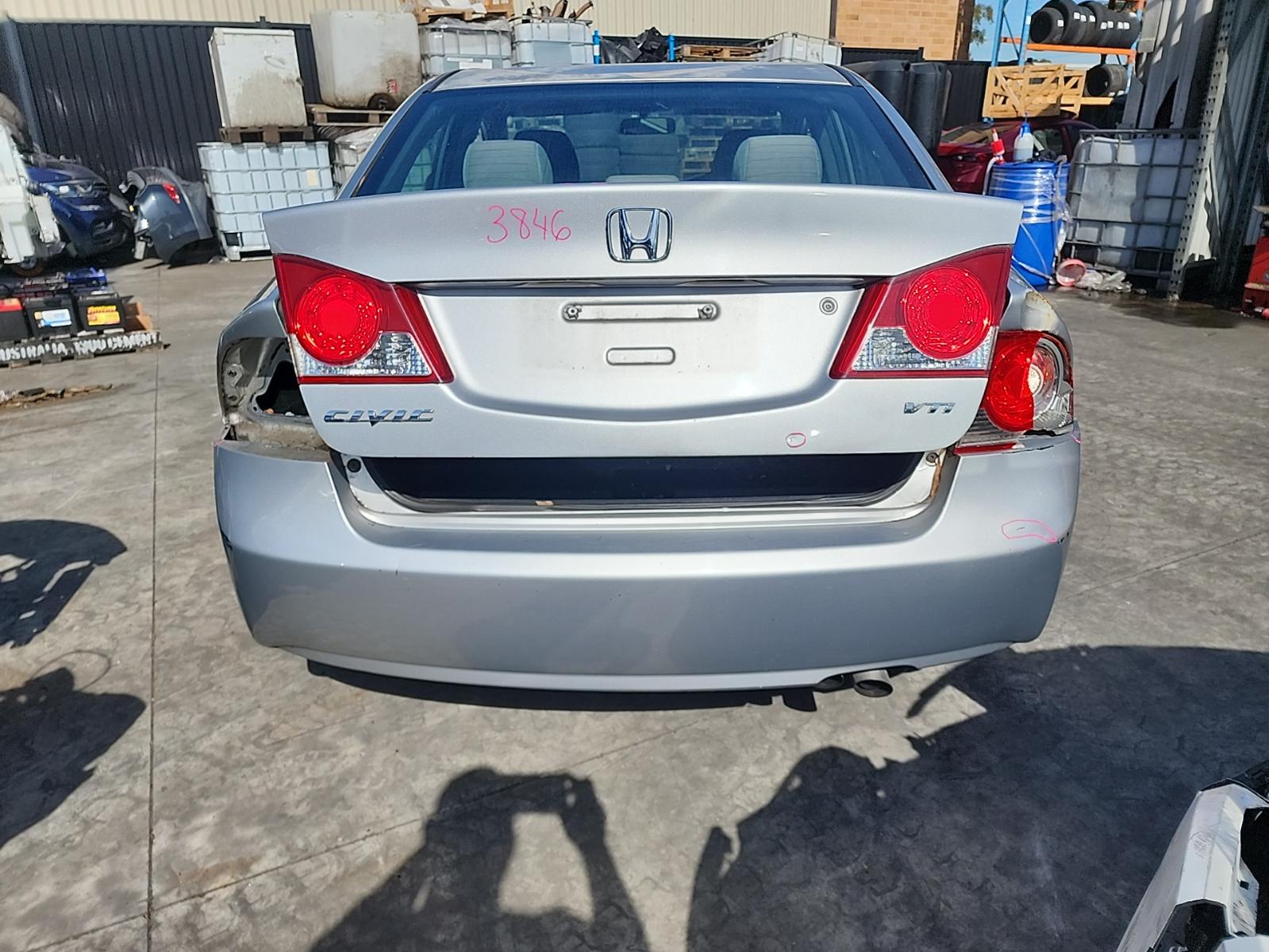 View Auto part Left Rear Trailing Arm Honda Civic 2007
