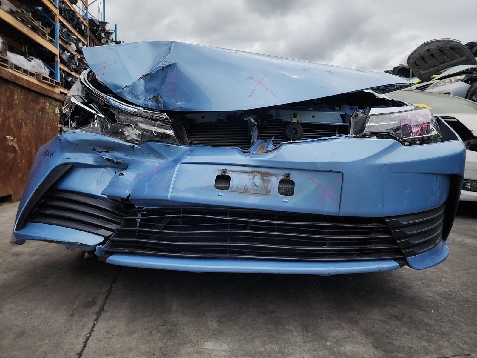 2019 Toyota Corolla Sunvisor View Auto part Sunvisor Toyota Corolla 2019