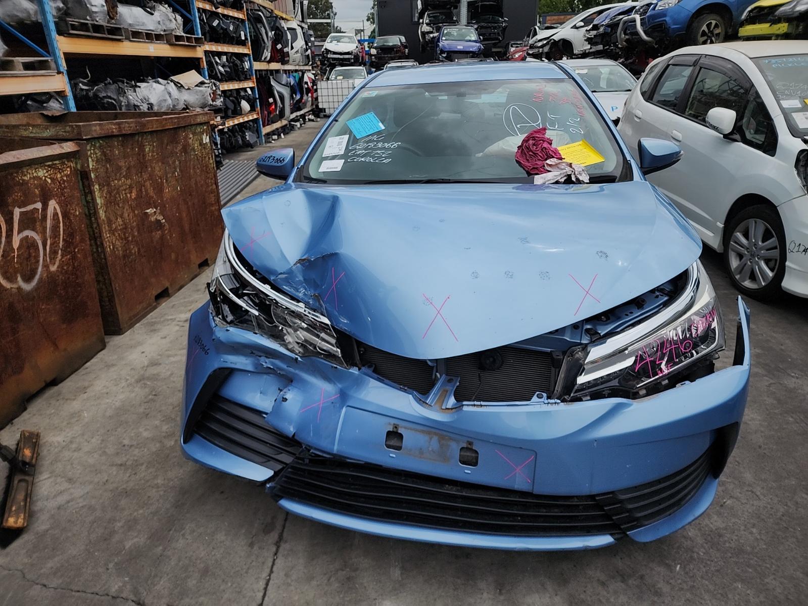 2019 Toyota Corolla Sunvisor View Auto part Sunvisor Toyota Corolla 2019