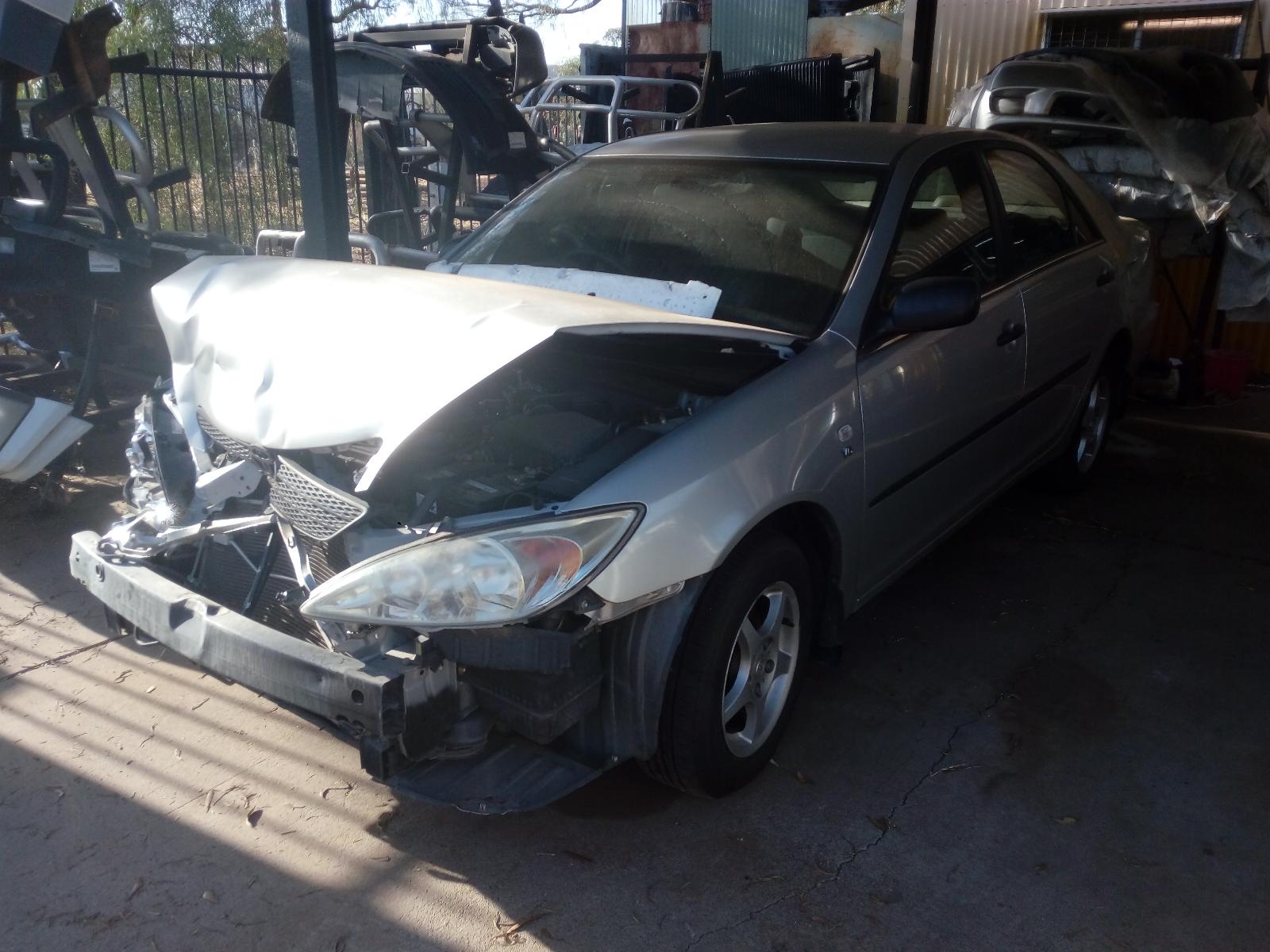 View Auto part Left Indicator/Fog/Side Toyota Camry 2003