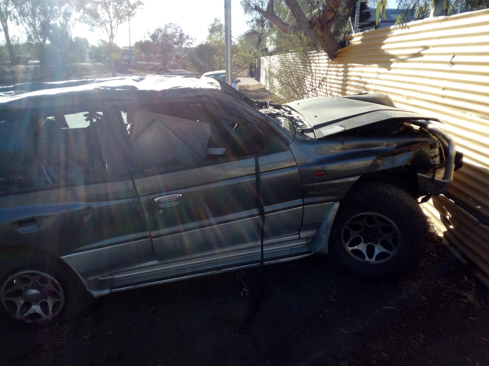 1998 Mitsubishi Pajero Wheel Cover/Hub Cap View Auto part Wheel Cover/Hub Cap Mitsubishi Pajero 1998