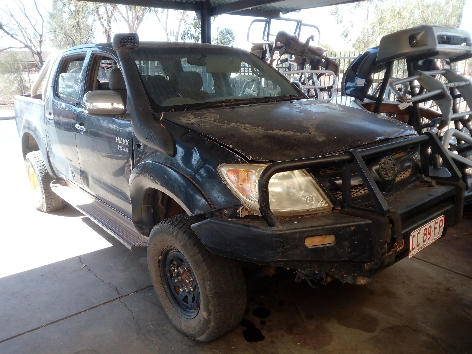 View Auto part Left Indicator/Fog/Side Toyota Hilux 2005