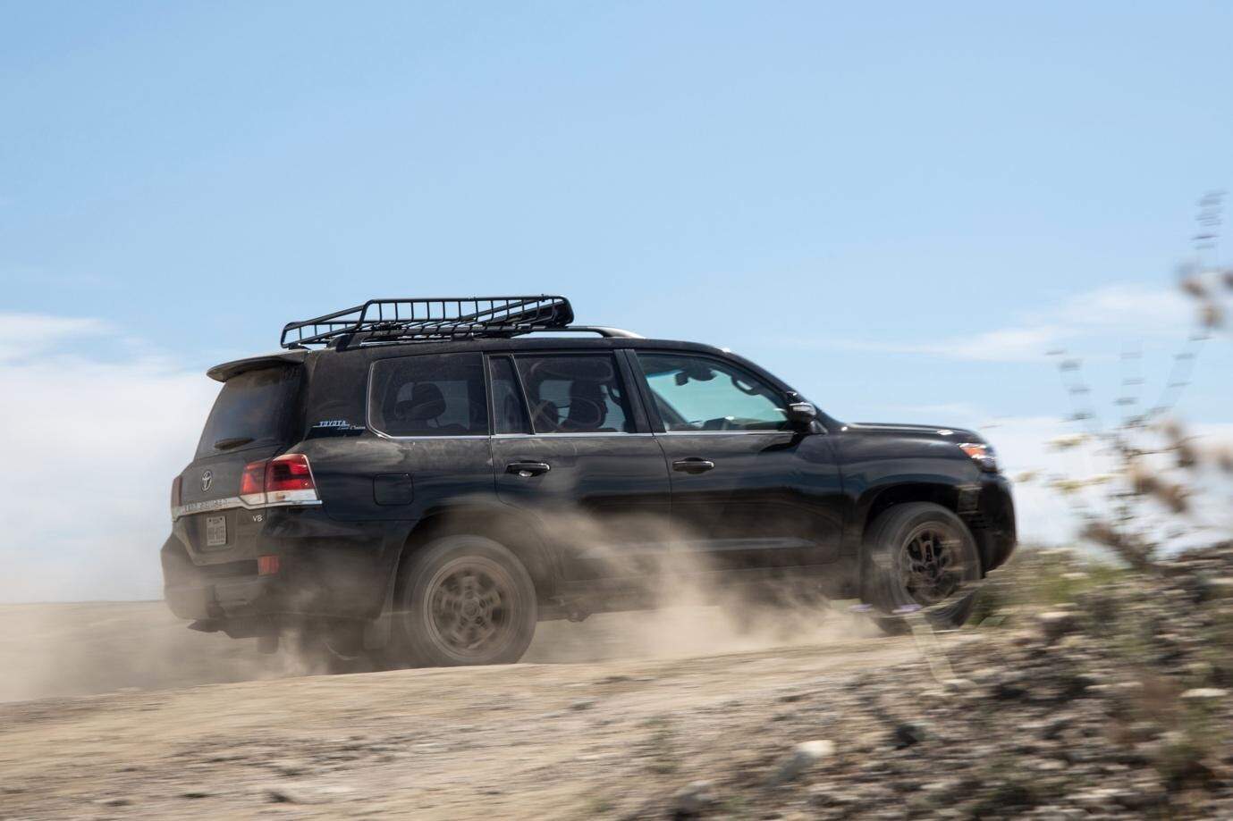 Off-roading Toyota Landcruiser