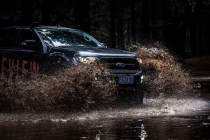 Maxxis Bravo AT711 being splashy