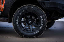 Maxxis Bravo AT711 on sand