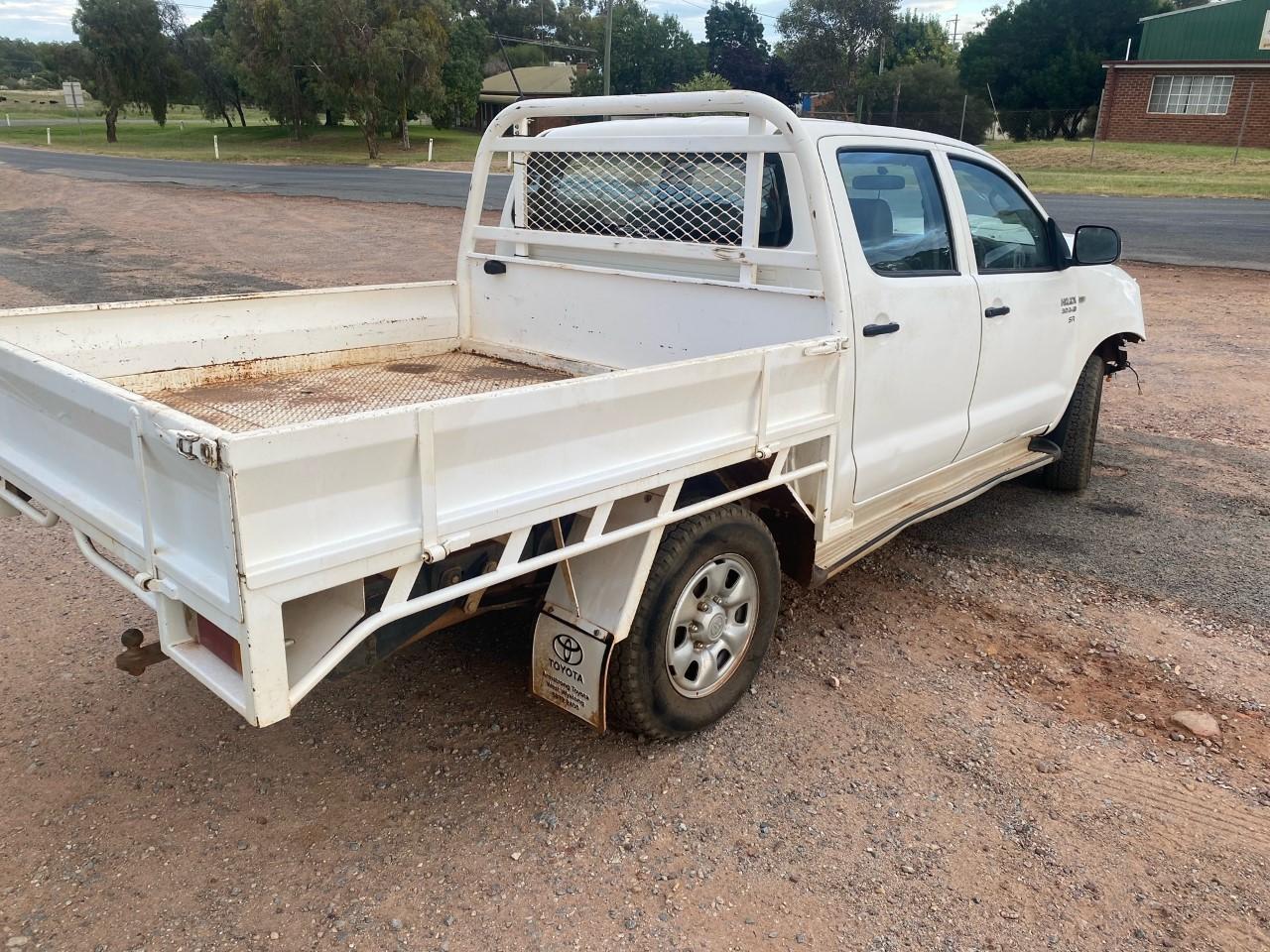View Auto part Rear/Tailgate Glass Toyota Hilux 2011