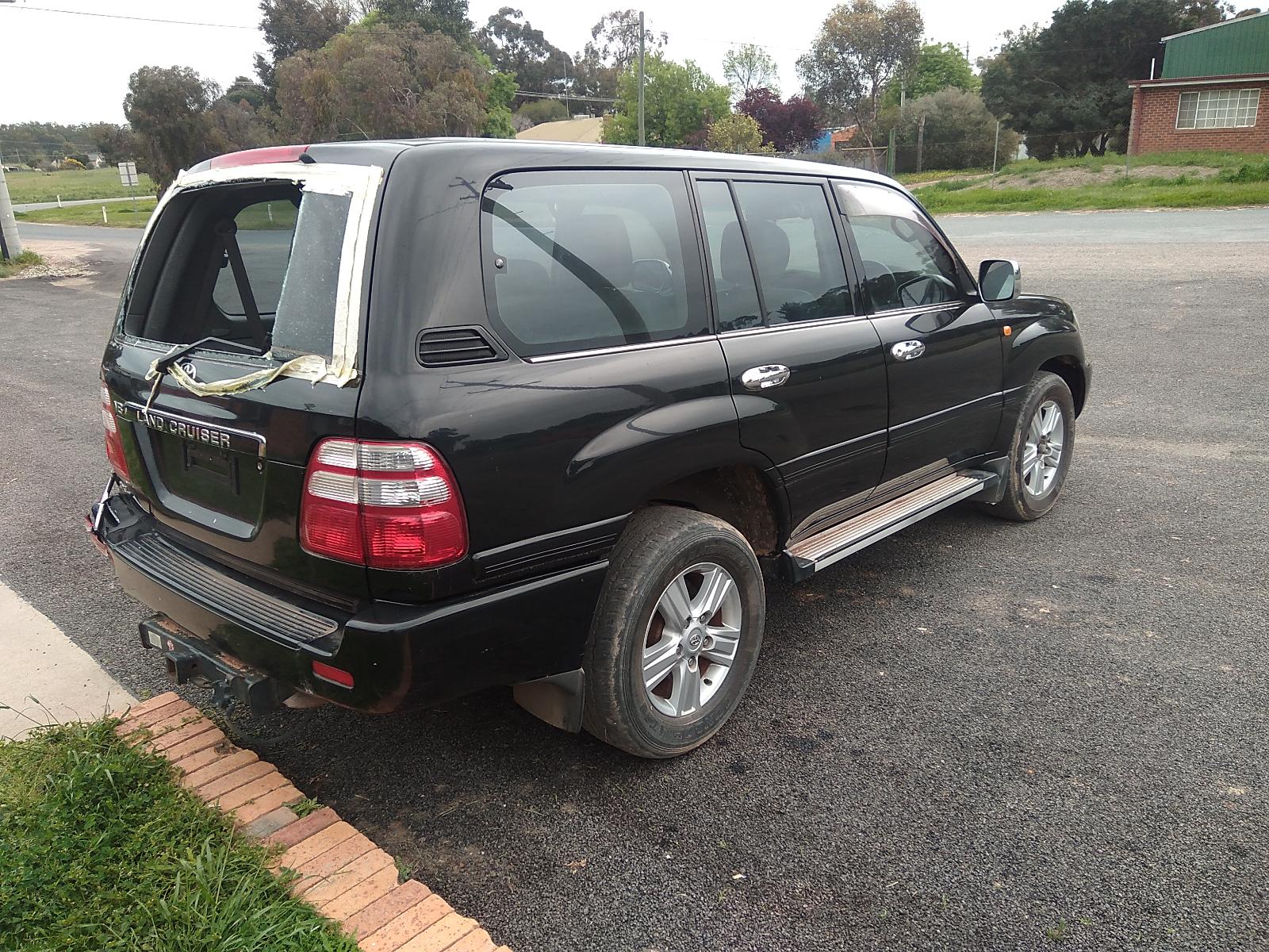 Fuel Tank Landcruiser Toyota 2003