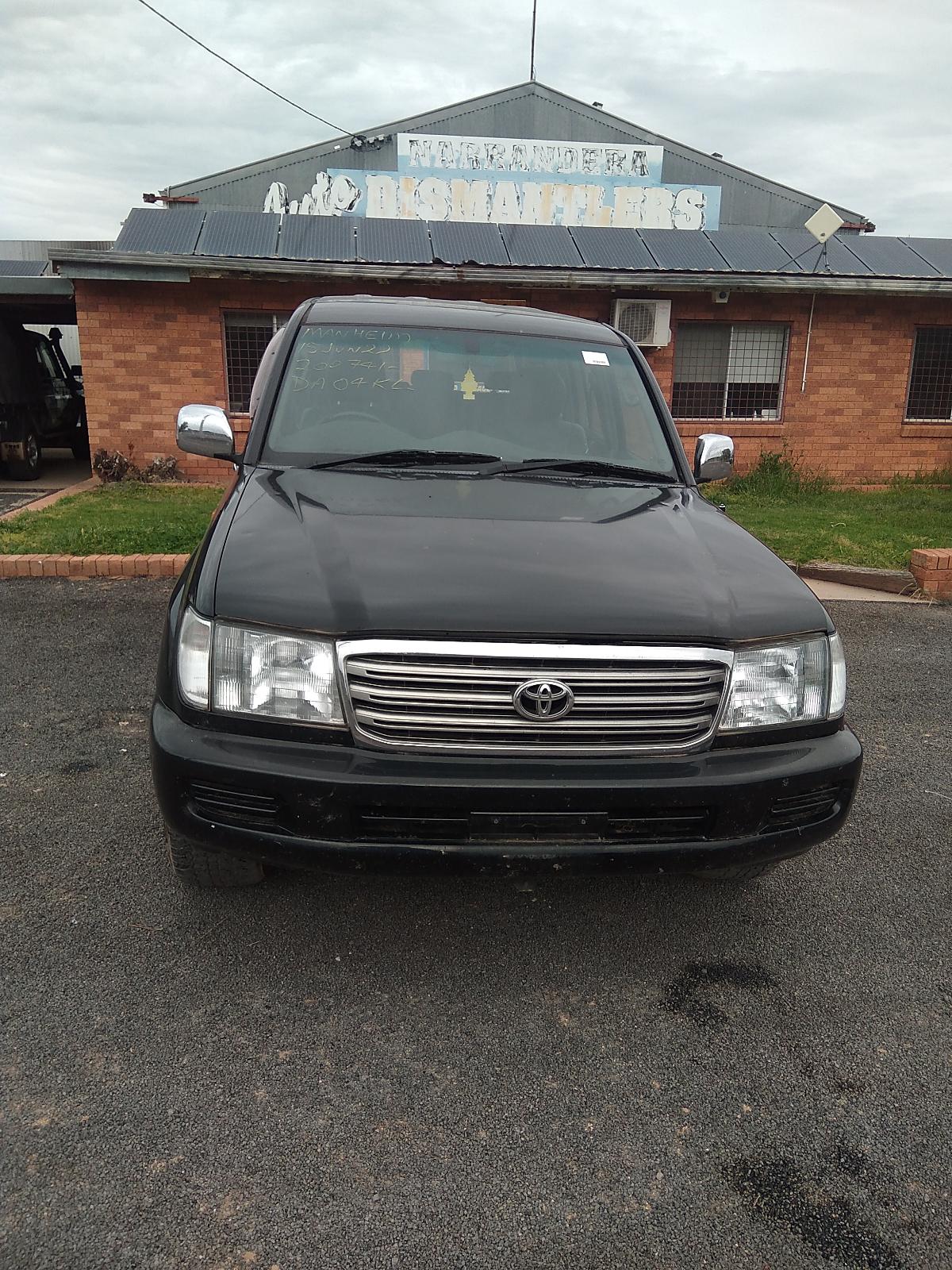 Fuel Tank Landcruiser Toyota 2003