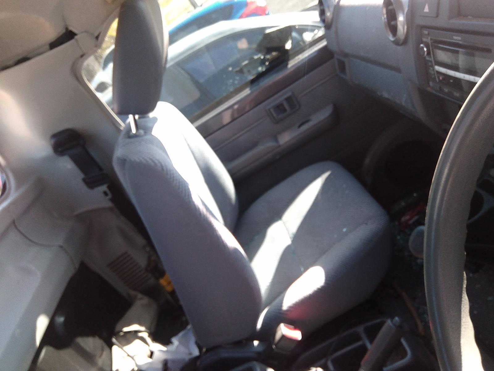 View Auto part Misc Switch/Relay Toyota Landcruiser 2009