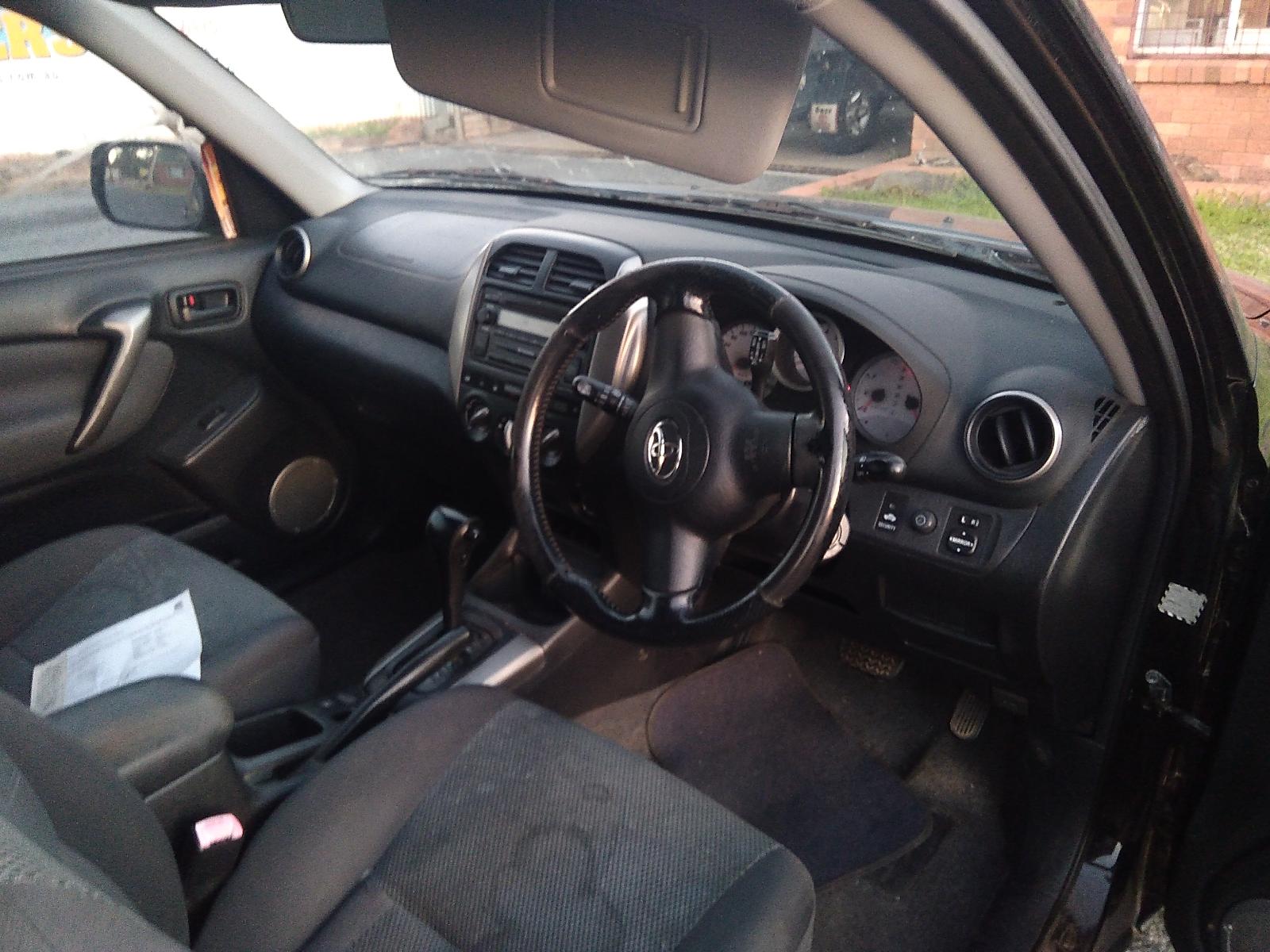 View Auto part Instrument Cluster Toyota Rav4 2004