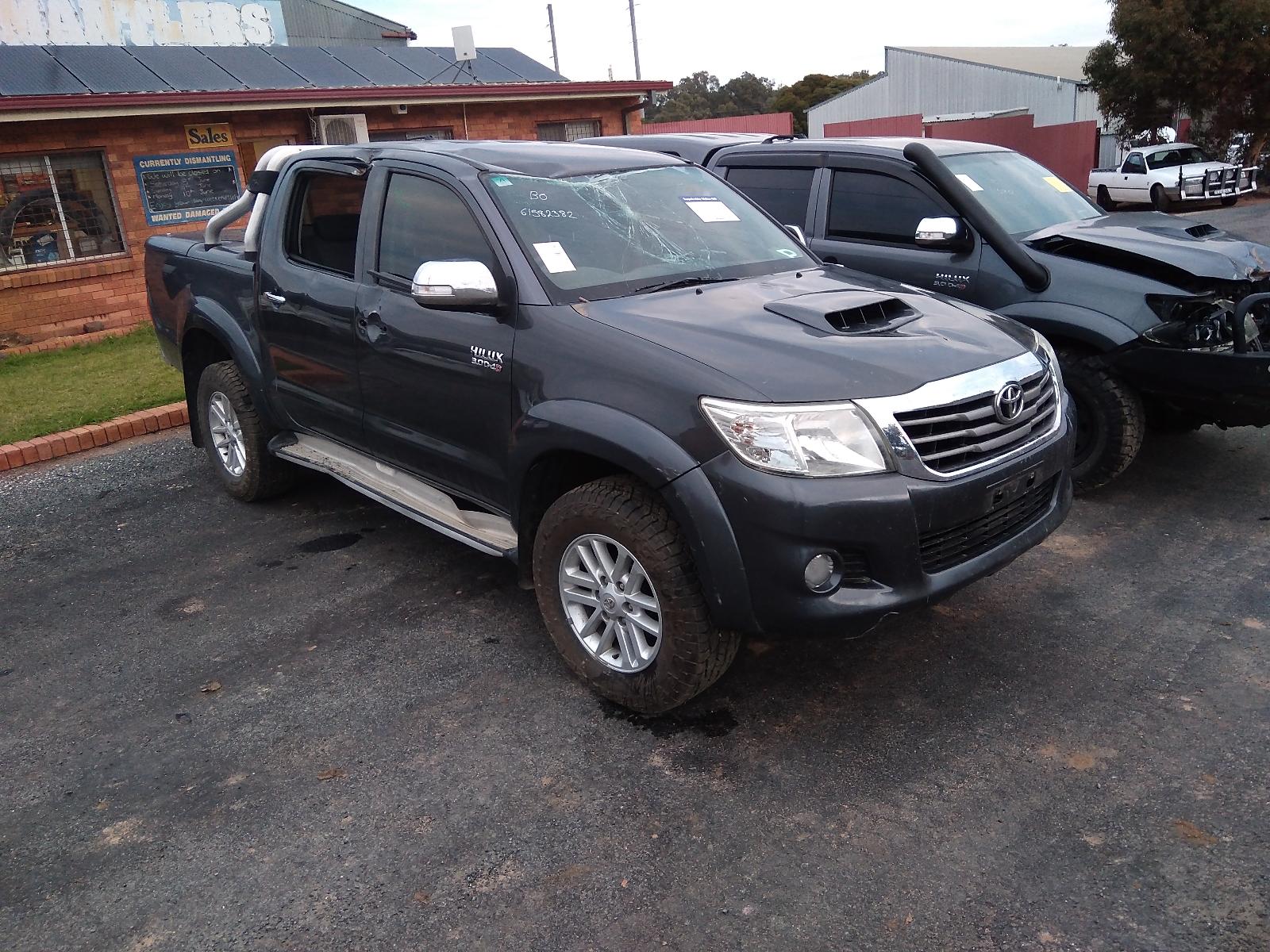 View Auto part Alternator Toyota Hilux 2012