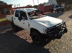 View Auto part Fuel Tank Toyota Hilux 2002