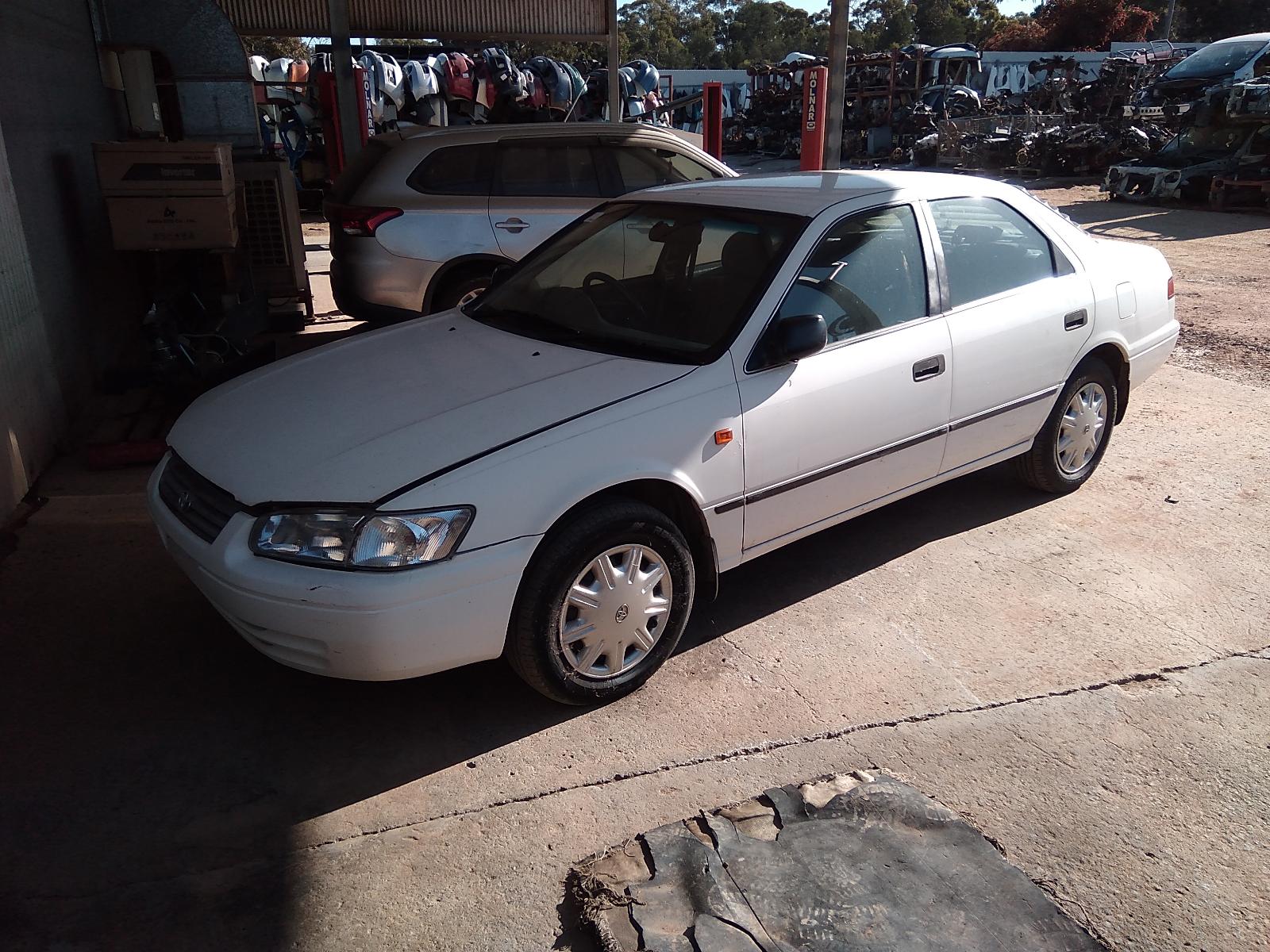 2000 Toyota Camry Bonnet View Auto part Bonnet Toyota Camry 2000