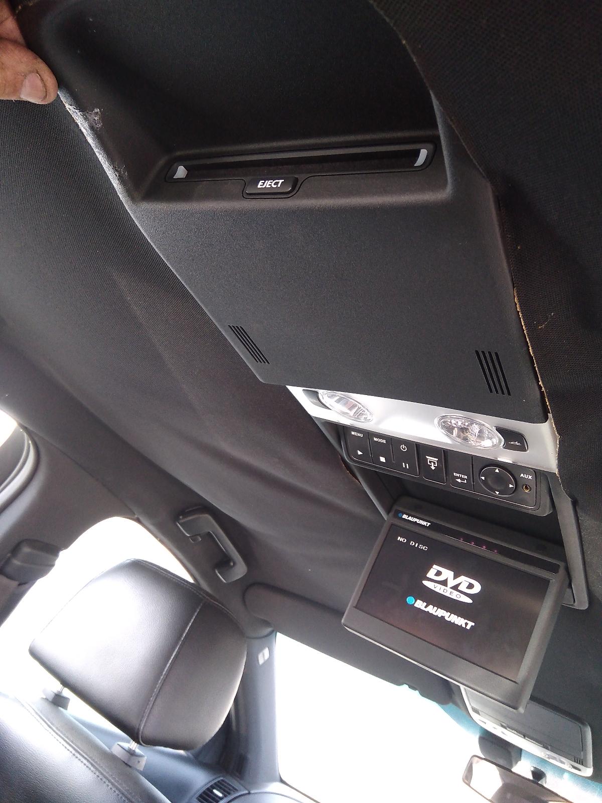 View Auto part Right Front Door Window Holden Commodore 2010