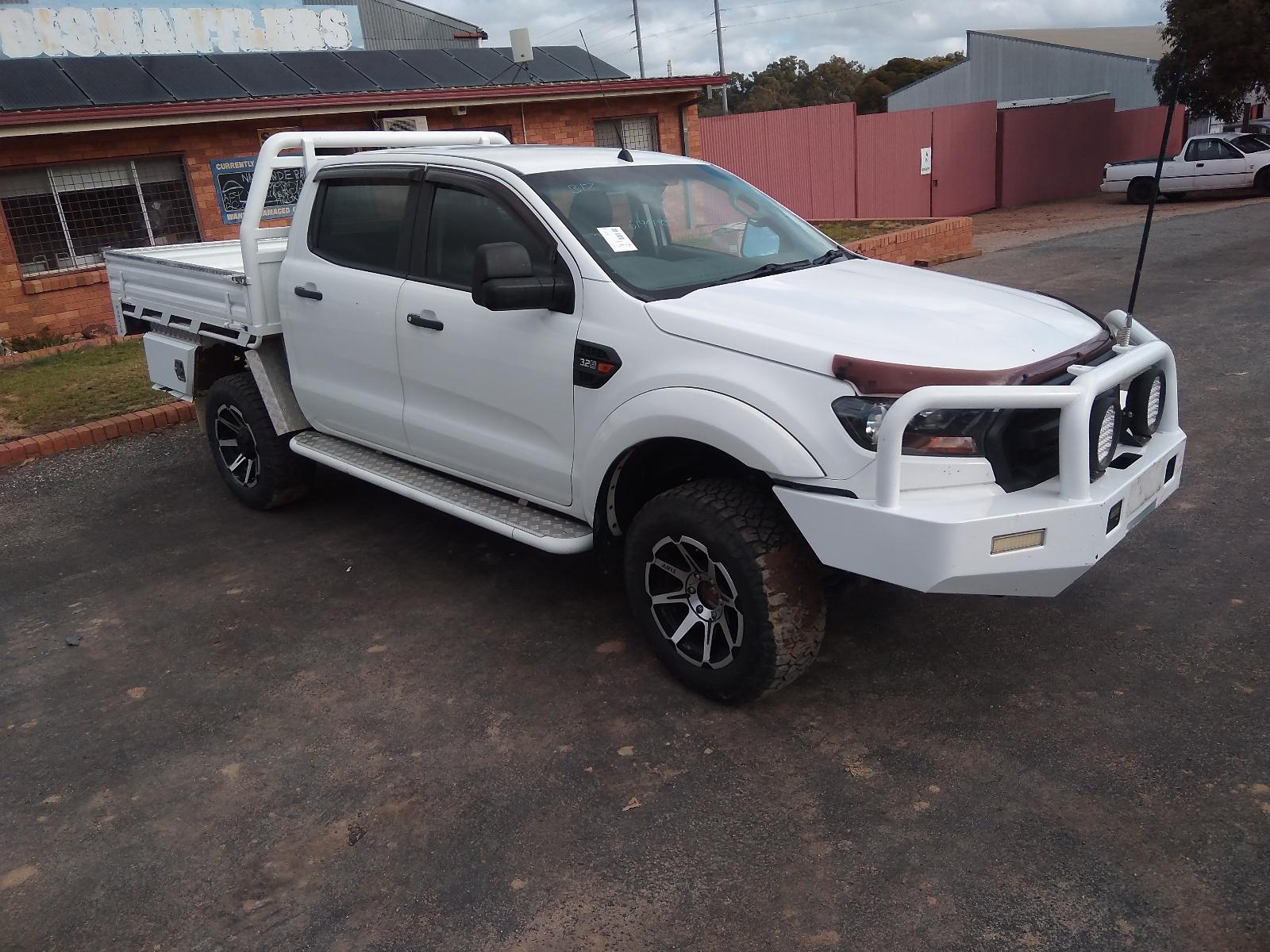 View Auto part Right Rear Door Sliding Ford Ranger 2016
