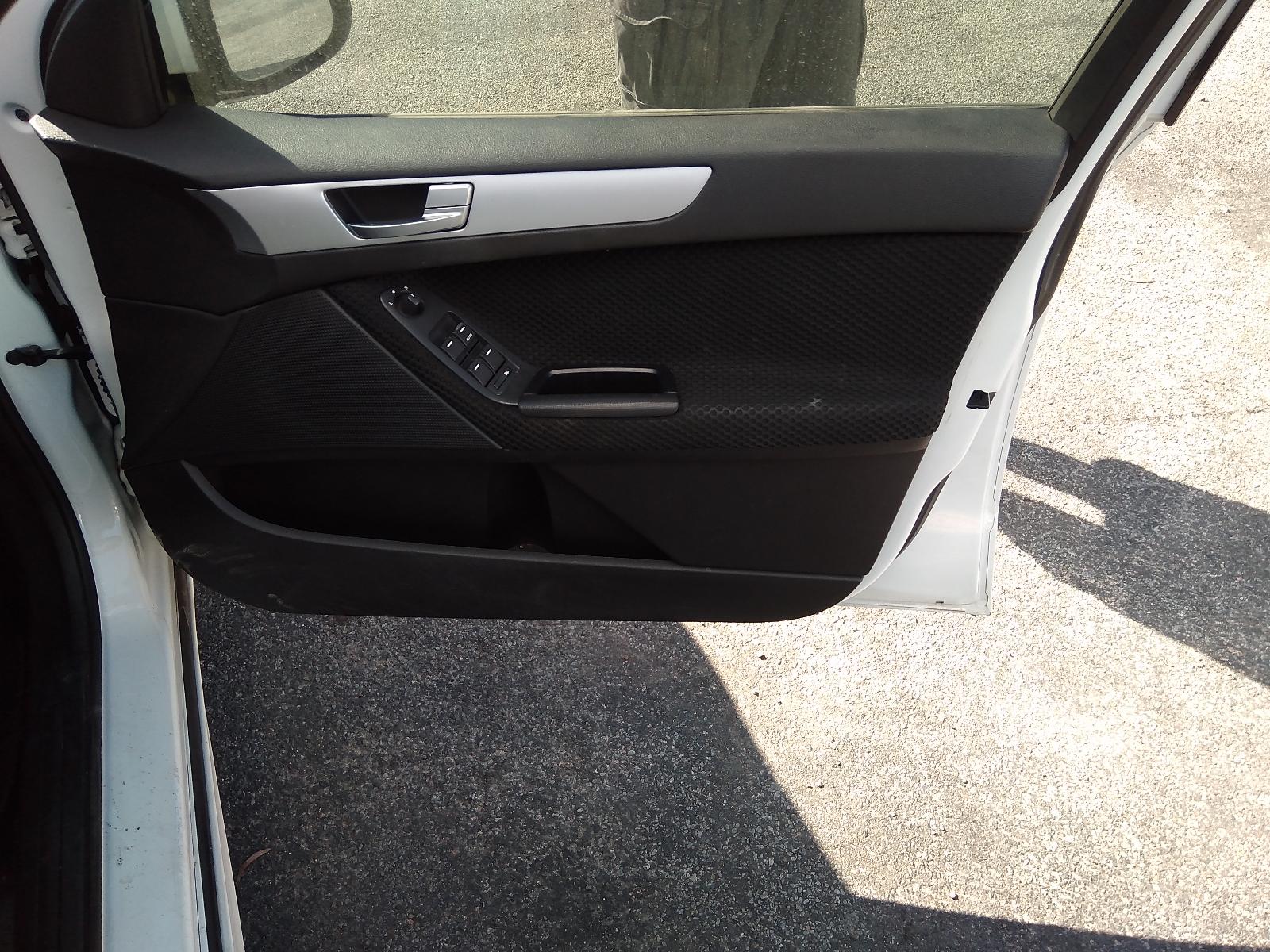 2010 Ford Falcon Airbag Module/Sensor View Auto part Airbag Module/Sensor Ford Falcon 2010